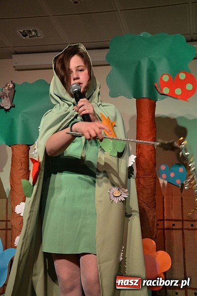 Zdjęcie w galerii na portalu naszraciborz.pl: Działalność abp. Józefa Gawliny - ordynariusz gliwicki z wykładem na zamku wiadomości z regionu