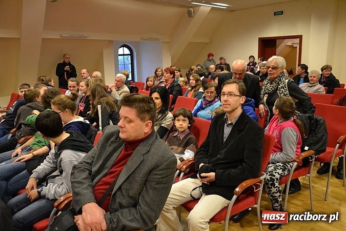 Zdjęcie w galerii na portalu naszraciborz.pl: Działalność abp. Józefa Gawliny - ordynariusz gliwicki z wykładem na zamku wiadomości z regionu