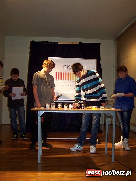 Zdjęcie w galerii na portalu naszraciborz.pl: Jak poczuć chemię do chemii? wiadomości z regionu