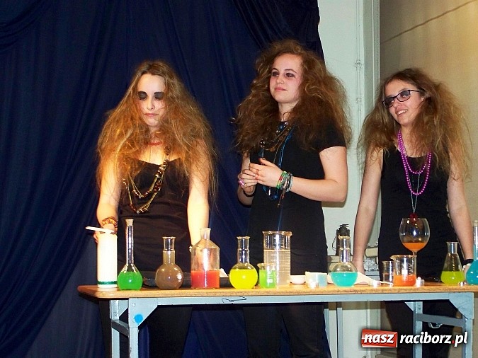 Zdjęcie w galerii na portalu naszraciborz.pl: Jak poczuć chemię do chemii? wiadomości z regionu