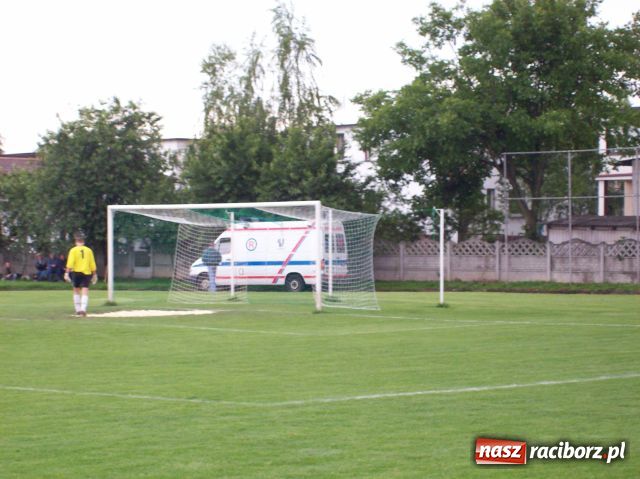 Zdjęcie w galerii na portalu naszraciborz.pl: Tworków -Turza: Polowanie na kości wiadomości z regionu