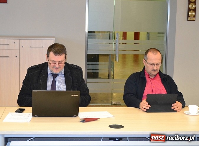 Zdjęcie w galerii na portalu naszraciborz.pl: Do starostwa dotarły złe wieści. Co dalej z oświatą?  wiadomości z regionu