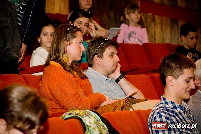 Zdjęcie w galerii na portalu naszraciborz.pl: W szkole muzycznej zapachniało wiosną wiadomości z regionu