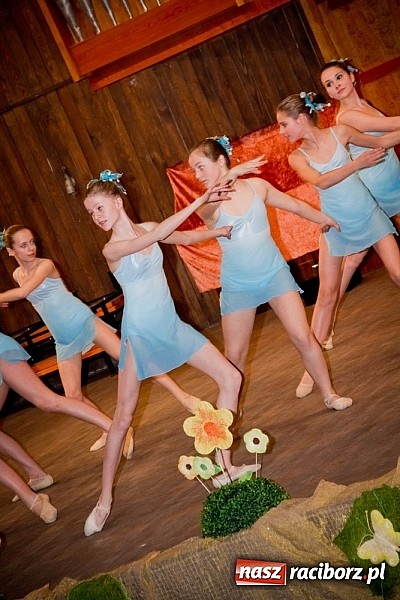 Zdjęcie w galerii na portalu naszraciborz.pl: W szkole muzycznej zapachniało wiosną wiadomości z regionu