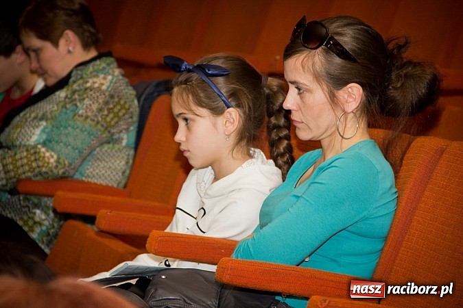 Zdjęcie w galerii na portalu naszraciborz.pl: W szkole muzycznej zapachniało wiosną wiadomości z regionu