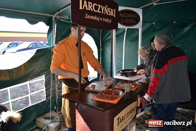 Zdjęcie w galerii na portalu naszraciborz.pl: Wielki sukces otwarcia nowej filii Wędzarni w Raciborzu przy ul. Opawskiej 124 a wiadomości z regionu