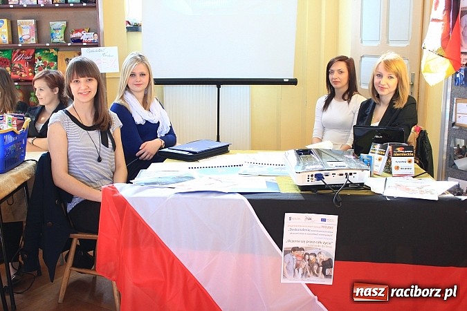 Zdjęcie w galerii na portalu naszraciborz.pl: Jeśli wagary, to tylko w Ekonomiku! wiadomości z regionu