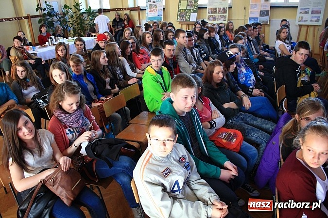 Zdjęcie w galerii na portalu naszraciborz.pl: Jeśli wagary, to tylko w Ekonomiku! wiadomości z regionu