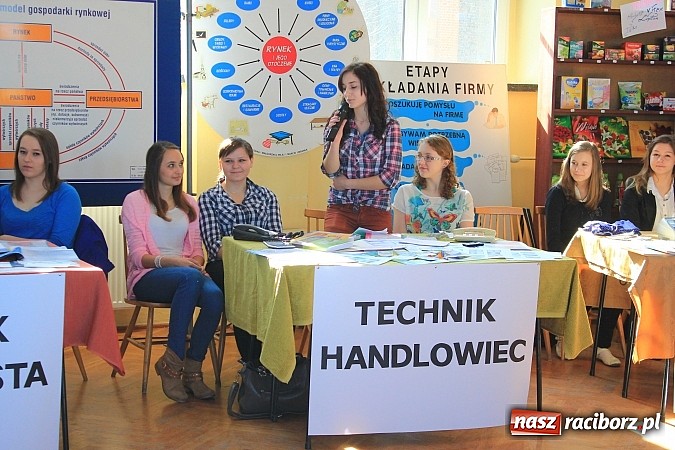 Zdjęcie w galerii na portalu naszraciborz.pl: Jeśli wagary, to tylko w Ekonomiku! wiadomości z regionu