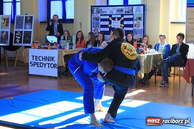 Zdjęcie w galerii na portalu naszraciborz.pl: Jeśli wagary, to tylko w Ekonomiku! wiadomości z regionu