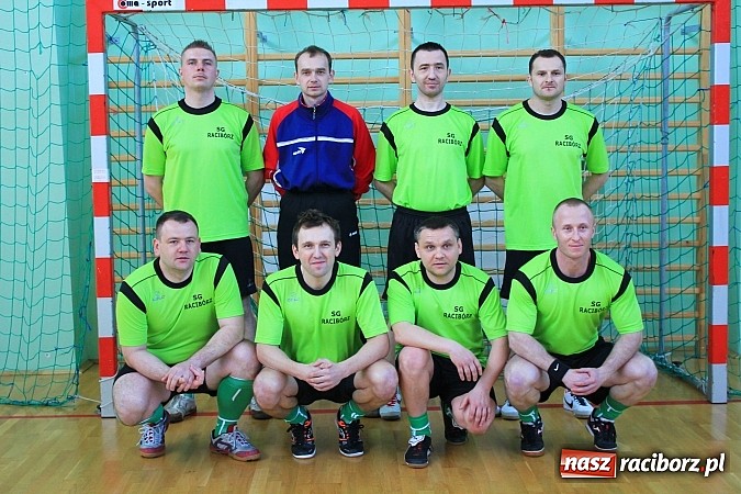 Zdjęcie w galerii na portalu naszraciborz.pl: Służby mundurowe rywalizowały w Arenie Rafako o puchar komendanta ŚMOSG wiadomości z regionu