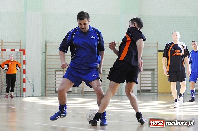 Zdjęcie w galerii na portalu naszraciborz.pl: Służby mundurowe rywalizowały w Arenie Rafako o puchar komendanta ŚMOSG wiadomości z regionu