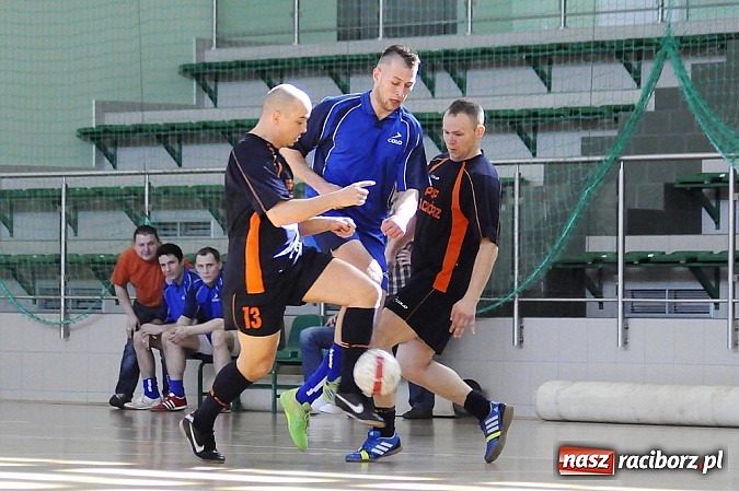 Zdjęcie w galerii na portalu naszraciborz.pl: Służby mundurowe rywalizowały w Arenie Rafako o puchar komendanta ŚMOSG wiadomości z regionu