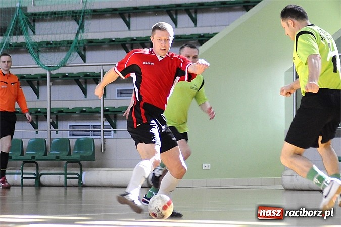 Zdjęcie w galerii na portalu naszraciborz.pl: Służby mundurowe rywalizowały w Arenie Rafako o puchar komendanta ŚMOSG wiadomości z regionu