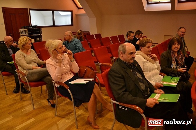 Zdjęcie w galerii na portalu naszraciborz.pl: O wsparciu dla przedsiębiorców na zamku wiadomości z regionu