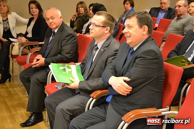 Zdjęcie w galerii na portalu naszraciborz.pl: O wsparciu dla przedsiębiorców na zamku wiadomości z regionu