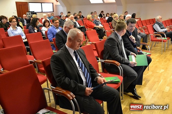 Zdjęcie w galerii na portalu naszraciborz.pl: O wsparciu dla przedsiębiorców na zamku wiadomości z regionu