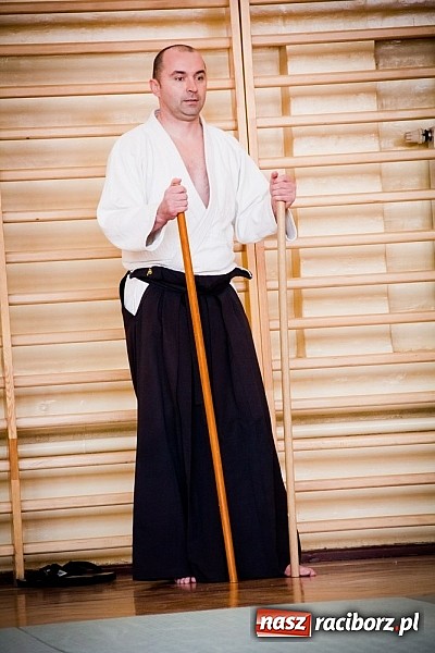 Zdjęcie w galerii na portalu naszraciborz.pl: Dzień Wagarowicza w I LO z lekcją samoobrony  wiadomości z regionu