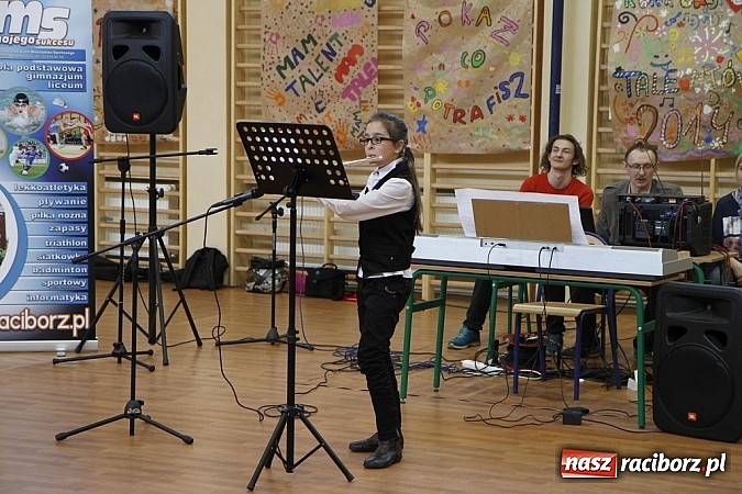 Zdjęcie w galerii na portalu naszraciborz.pl: V Konkurs Młodych Talent&oacute;w w ZSOMS wiadomości z regionu