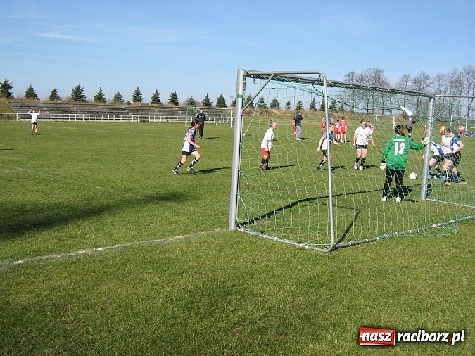 Zdjęcie w galerii na portalu naszraciborz.pl: Z podw&oacute;rka na stadion o Puchar Tymbarku - dzień drugi wiadomości z regionu