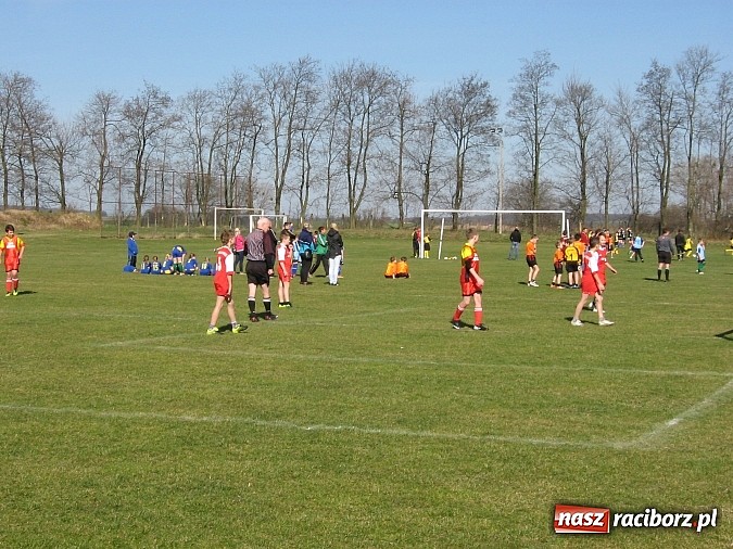 Zdjęcie w galerii na portalu naszraciborz.pl: Z podw&oacute;rka na stadion o Puchar Tymbarku - dzień drugi wiadomości z regionu