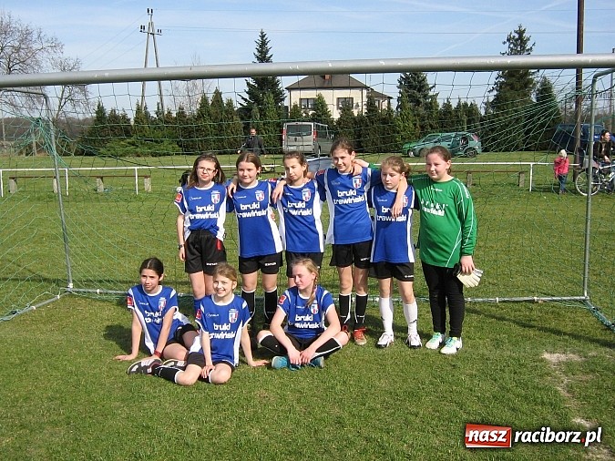 Zdjęcie w galerii na portalu naszraciborz.pl: Z podw&oacute;rka na stadion o Puchar Tymbarku - dzień drugi wiadomości z regionu