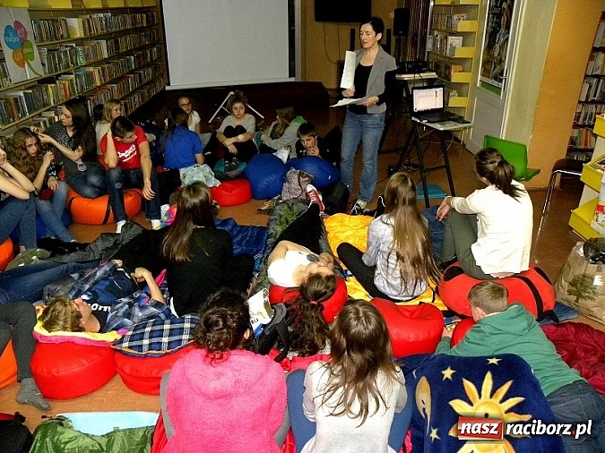 Zdjęcie w galerii na portalu naszraciborz.pl: III Noc kina francuskiego w raciborskiej książnicy wiadomości z regionu