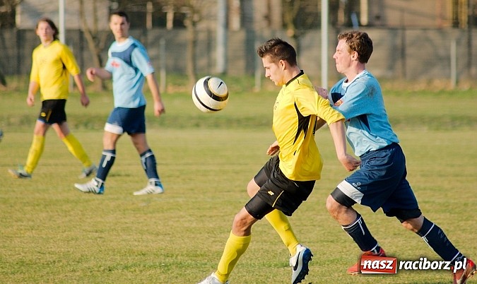 Zdjęcie w galerii na portalu naszraciborz.pl: Runda wiosenna ruszyła. Nieudana inauguracja KS Rafako wiadomości z regionu