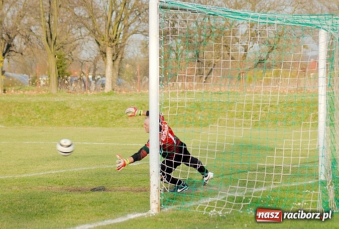 Zdjęcie w galerii na portalu naszraciborz.pl: Runda wiosenna ruszyła. Nieudana inauguracja KS Rafako wiadomości z regionu