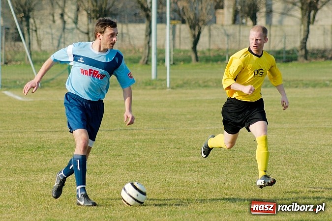 Zdjęcie w galerii na portalu naszraciborz.pl: Runda wiosenna ruszyła. Nieudana inauguracja KS Rafako wiadomości z regionu