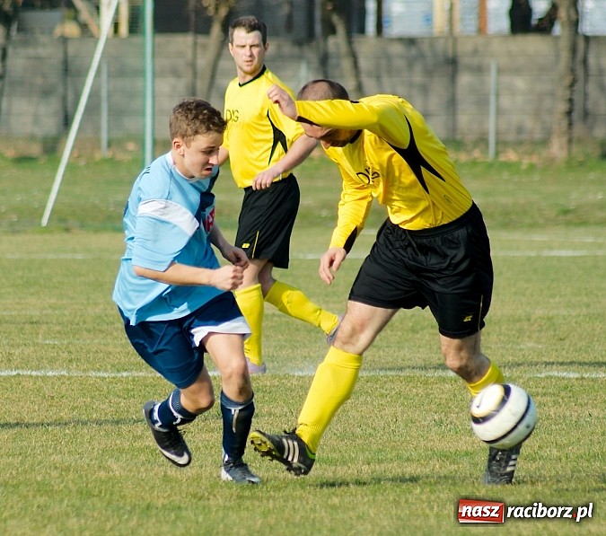 Zdjęcie w galerii na portalu naszraciborz.pl: Runda wiosenna ruszyła. Nieudana inauguracja KS Rafako wiadomości z regionu