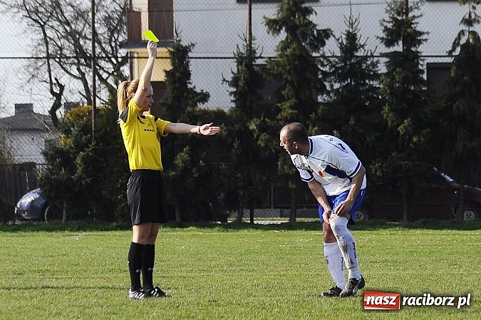 Zdjęcie w galerii na portalu naszraciborz.pl: Przegrana Krzyżanowic na początek rundy wiosennej wiadomości z regionu