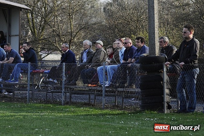 Zdjęcie w galerii na portalu naszraciborz.pl: Przegrana Krzyżanowic na początek rundy wiosennej wiadomości z regionu