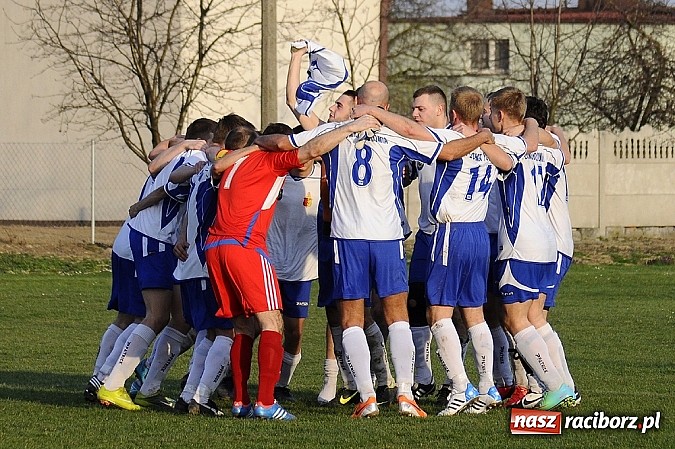 Zdjęcie w galerii na portalu naszraciborz.pl: Przegrana Krzyżanowic na początek rundy wiosennej wiadomości z regionu