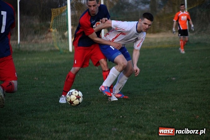 Zdjęcie w galerii na portalu naszraciborz.pl: Remis w pojedynku Wojnowic ze Szczerbicami  wiadomości z regionu