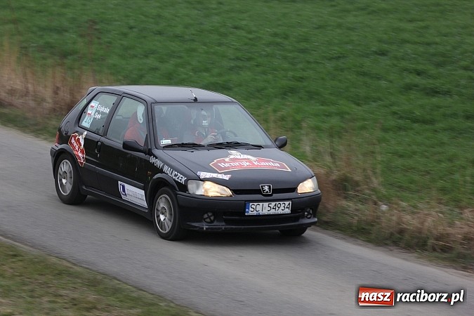 Zdjęcie w galerii na portalu naszraciborz.pl: Amatorski Rajd Samochodowy w Kuźni Raciborskiej wiadomości z regionu