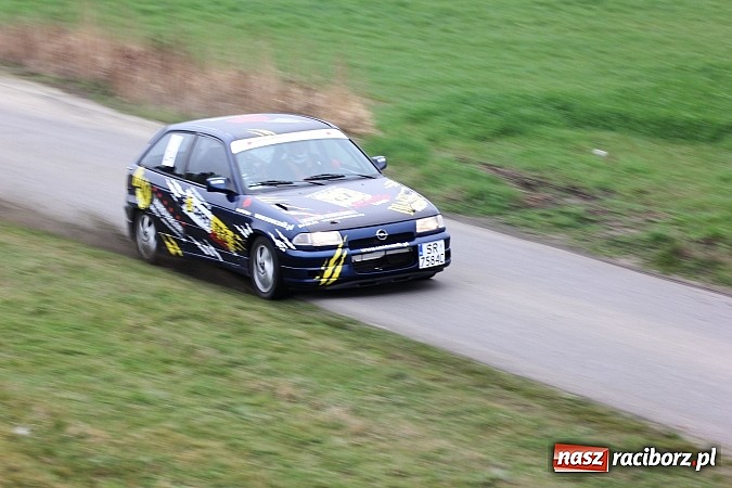 Zdjęcie w galerii na portalu naszraciborz.pl: Amatorski Rajd Samochodowy w Kuźni Raciborskiej wiadomości z regionu