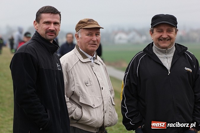 Zdjęcie w galerii na portalu naszraciborz.pl: Amatorski Rajd Samochodowy w Kuźni Raciborskiej wiadomości z regionu