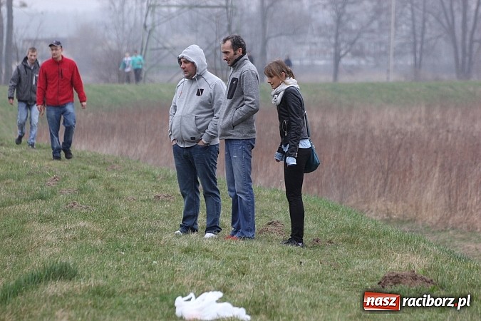 Zdjęcie w galerii na portalu naszraciborz.pl: Amatorski Rajd Samochodowy w Kuźni Raciborskiej wiadomości z regionu