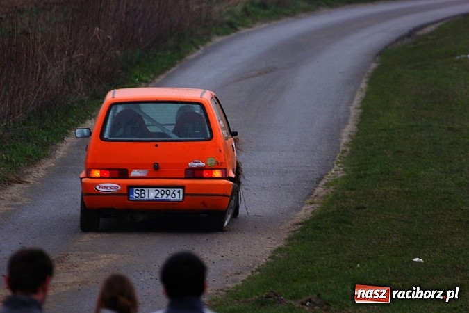 Zdjęcie w galerii na portalu naszraciborz.pl: Amatorski Rajd Samochodowy w Kuźni Raciborskiej wiadomości z regionu