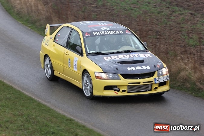 Zdjęcie w galerii na portalu naszraciborz.pl: Amatorski Rajd Samochodowy w Kuźni Raciborskiej wiadomości z regionu