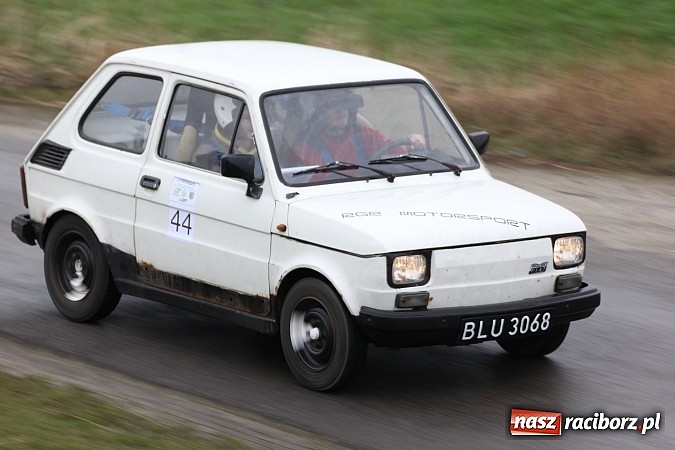 Zdjęcie w galerii na portalu naszraciborz.pl: Amatorski Rajd Samochodowy w Kuźni Raciborskiej wiadomości z regionu