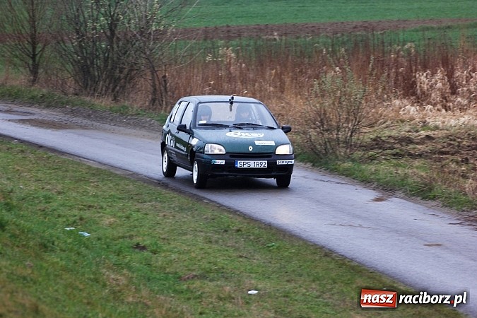 Zdjęcie w galerii na portalu naszraciborz.pl: Amatorski Rajd Samochodowy w Kuźni Raciborskiej wiadomości z regionu