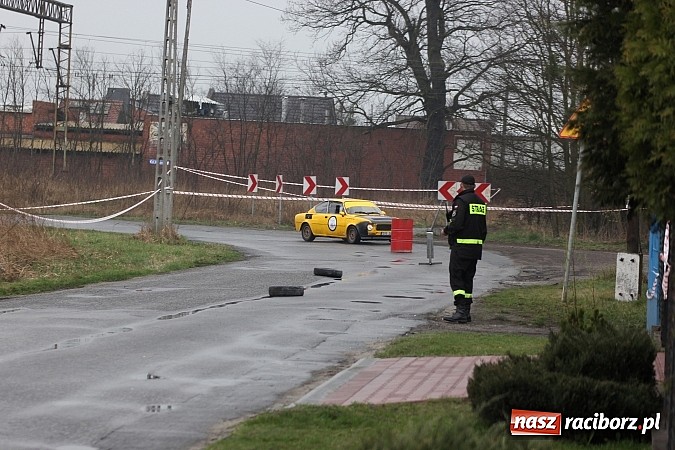 Zdjęcie w galerii na portalu naszraciborz.pl: Amatorski Rajd Samochodowy w Kuźni Raciborskiej wiadomości z regionu