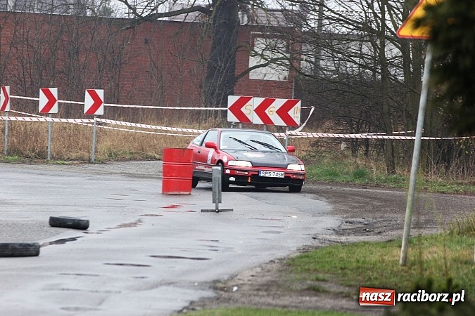 Zdjęcie w galerii na portalu naszraciborz.pl: Amatorski Rajd Samochodowy w Kuźni Raciborskiej wiadomości z regionu