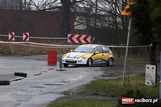 Zdjęcie w galerii na portalu naszraciborz.pl: Amatorski Rajd Samochodowy w Kuźni Raciborskiej wiadomości z regionu