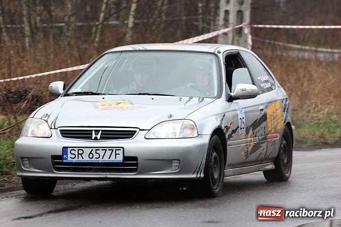 Zdjęcie w galerii na portalu naszraciborz.pl: Amatorski Rajd Samochodowy w Kuźni Raciborskiej wiadomości z regionu