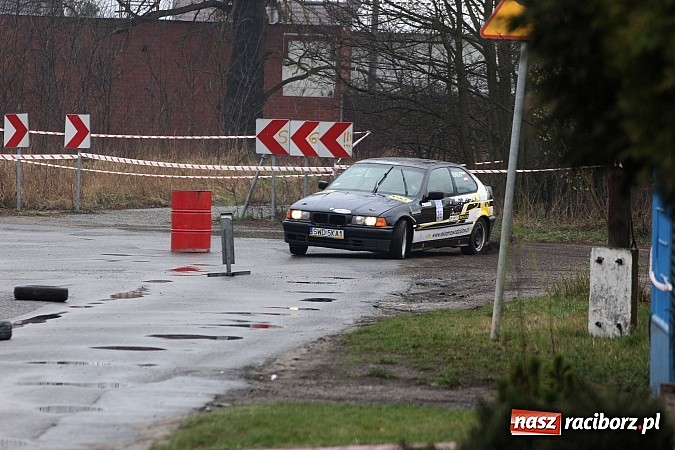 Zdjęcie w galerii na portalu naszraciborz.pl: Amatorski Rajd Samochodowy w Kuźni Raciborskiej wiadomości z regionu