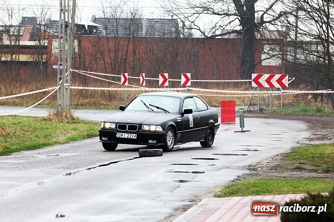 Zdjęcie w galerii na portalu naszraciborz.pl: Amatorski Rajd Samochodowy w Kuźni Raciborskiej wiadomości z regionu