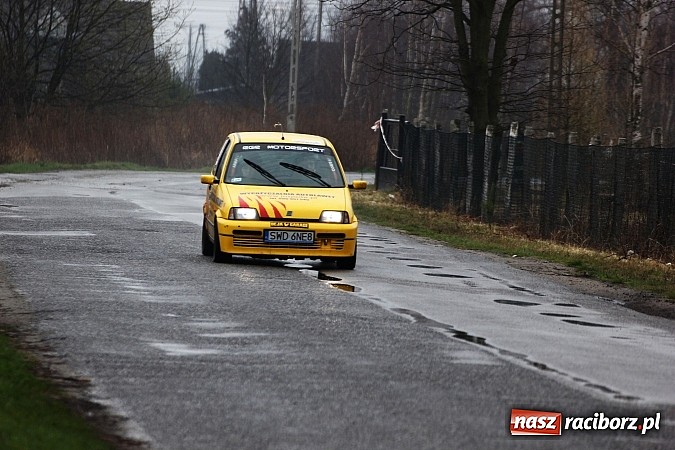 Zdjęcie w galerii na portalu naszraciborz.pl: Amatorski Rajd Samochodowy w Kuźni Raciborskiej wiadomości z regionu
